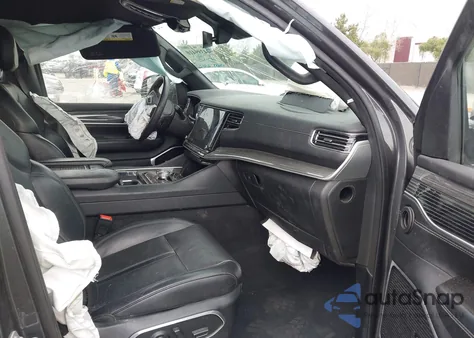 2022 Jeep Wagoneer Series Ii 4X4 z USA, uszkodzony, nr VIN 1C4SJVBT9NS143471